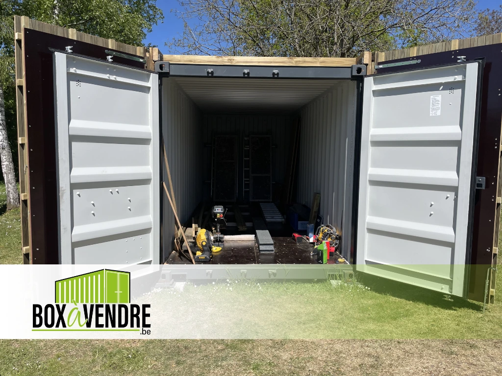 container-bardage-bois-interieur-boxavendre.be.webp